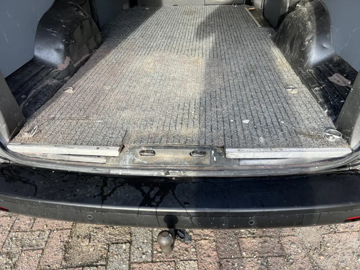 2.0 BlueHDI 180 XL L3 Leer/Hud/Standkachel/Vol