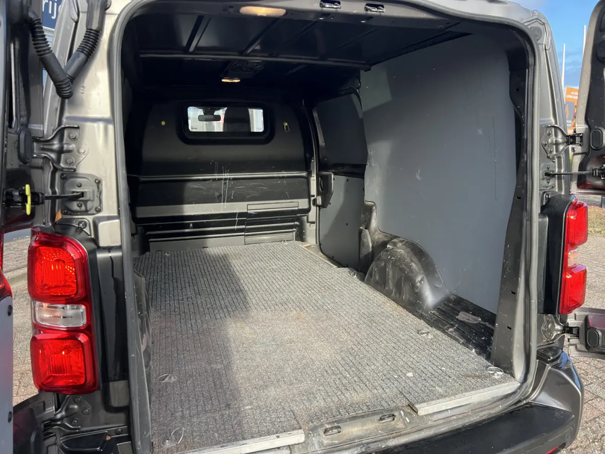 2.0 BlueHDI 180 XL L3 Leer/Hud/Standkachel/Vol