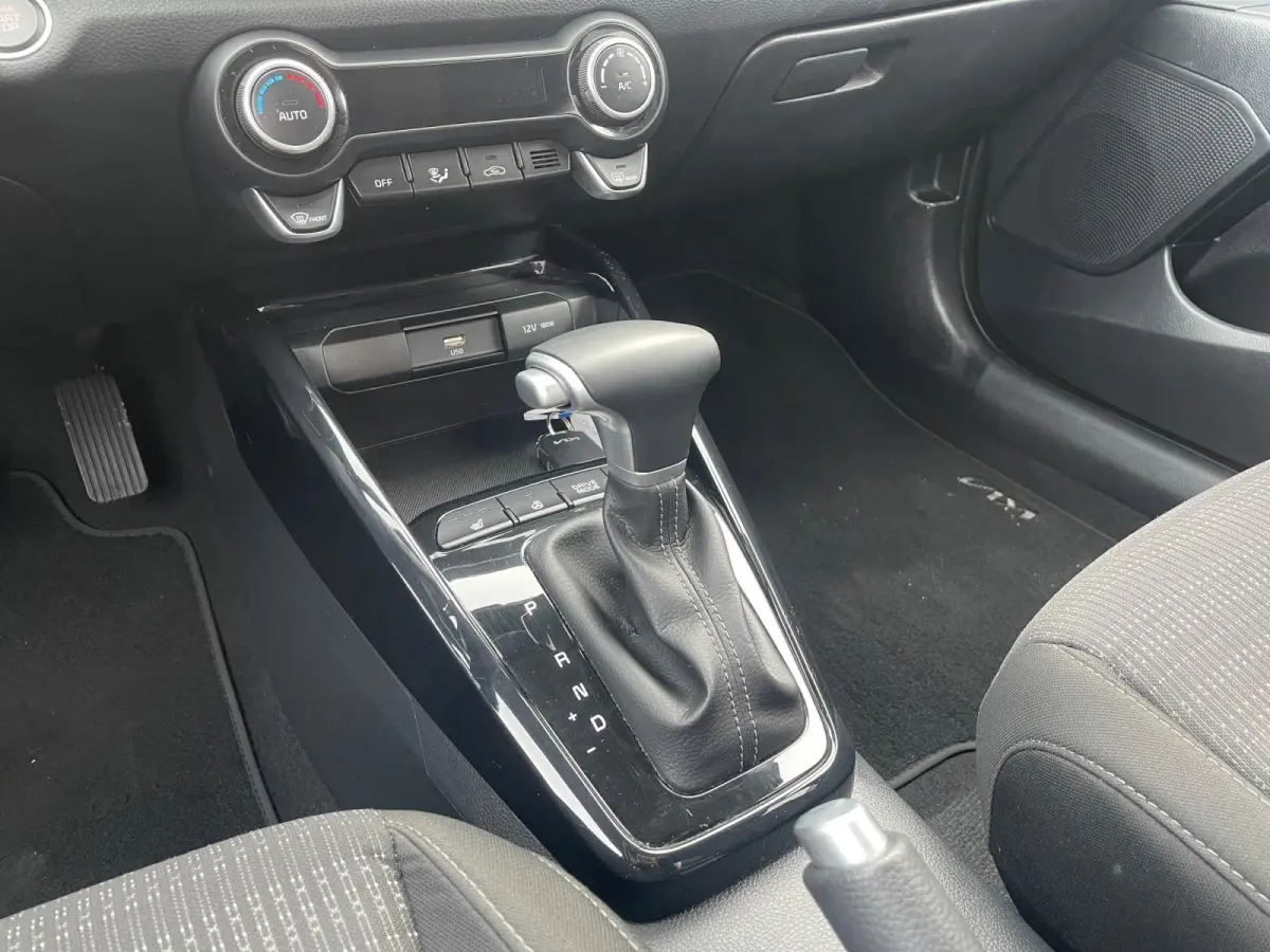 1.0 T-GDi MHEV DynamicPlusLine | Automaat | Navigatie | Climate control | Parkeer camera | Cruise control