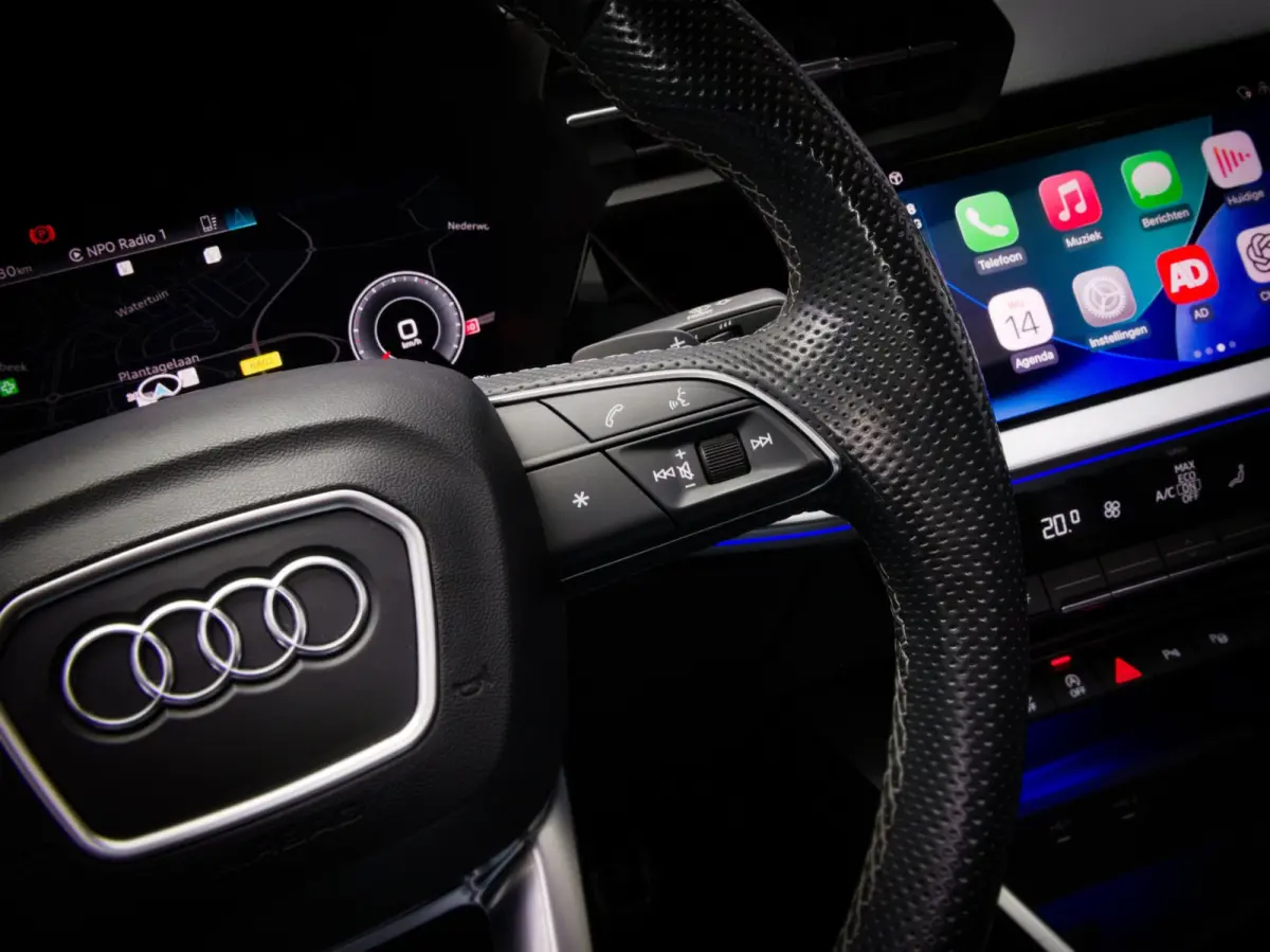 35 TFSI Edition One (RS-STOELEN, ADAPTIVE CRUISE, PANO, APPLE CARPLAY/ANDROID AUTO, STOELVERWARMING, PDC, LED)
