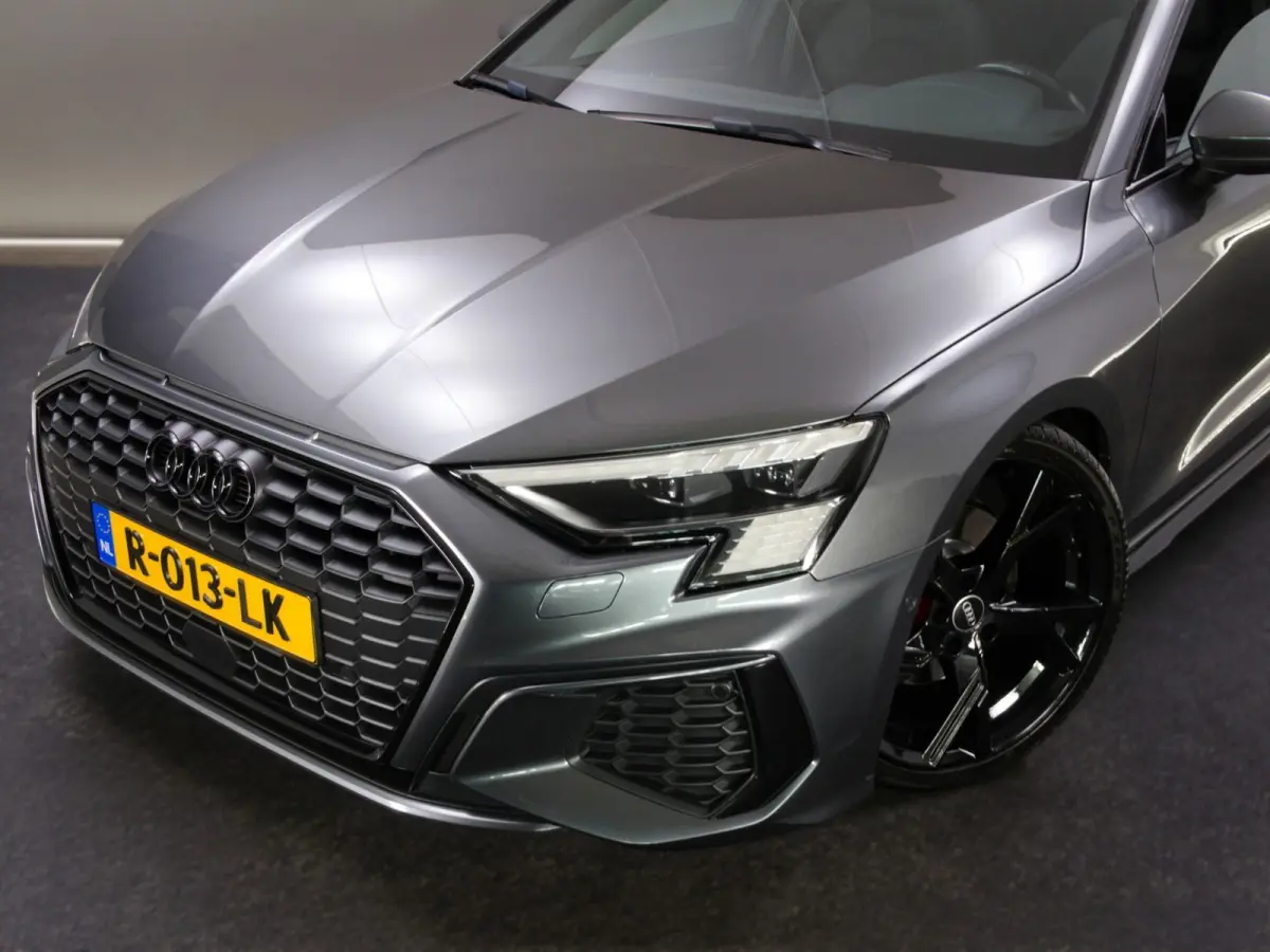 35 TFSI Edition One (RS-STOELEN, ADAPTIVE CRUISE, PANO, APPLE CARPLAY/ANDROID AUTO, STOELVERWARMING, PDC, LED)