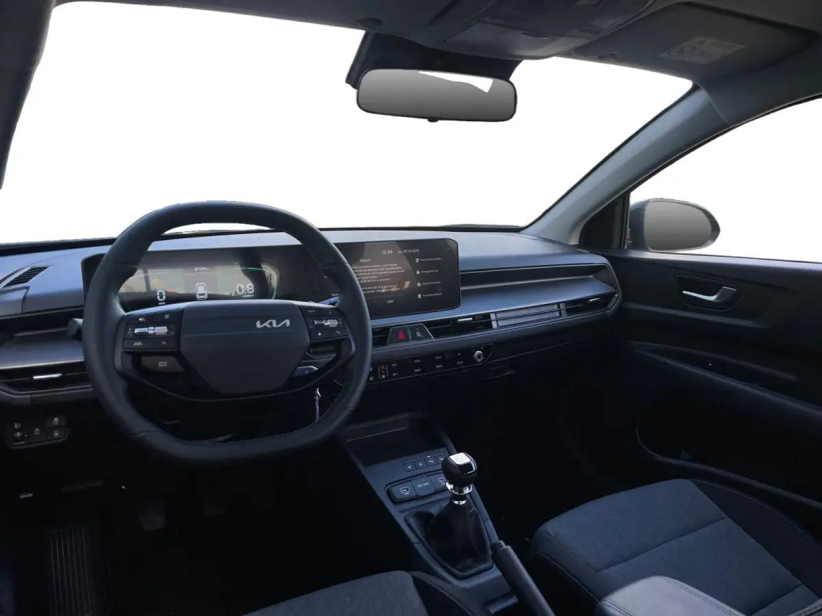 1.0 T-GDi MHEV DynamicLine | Navigatie | Parkeer camera | Cruise control | Stoel + Stuur verwarming | DEMO