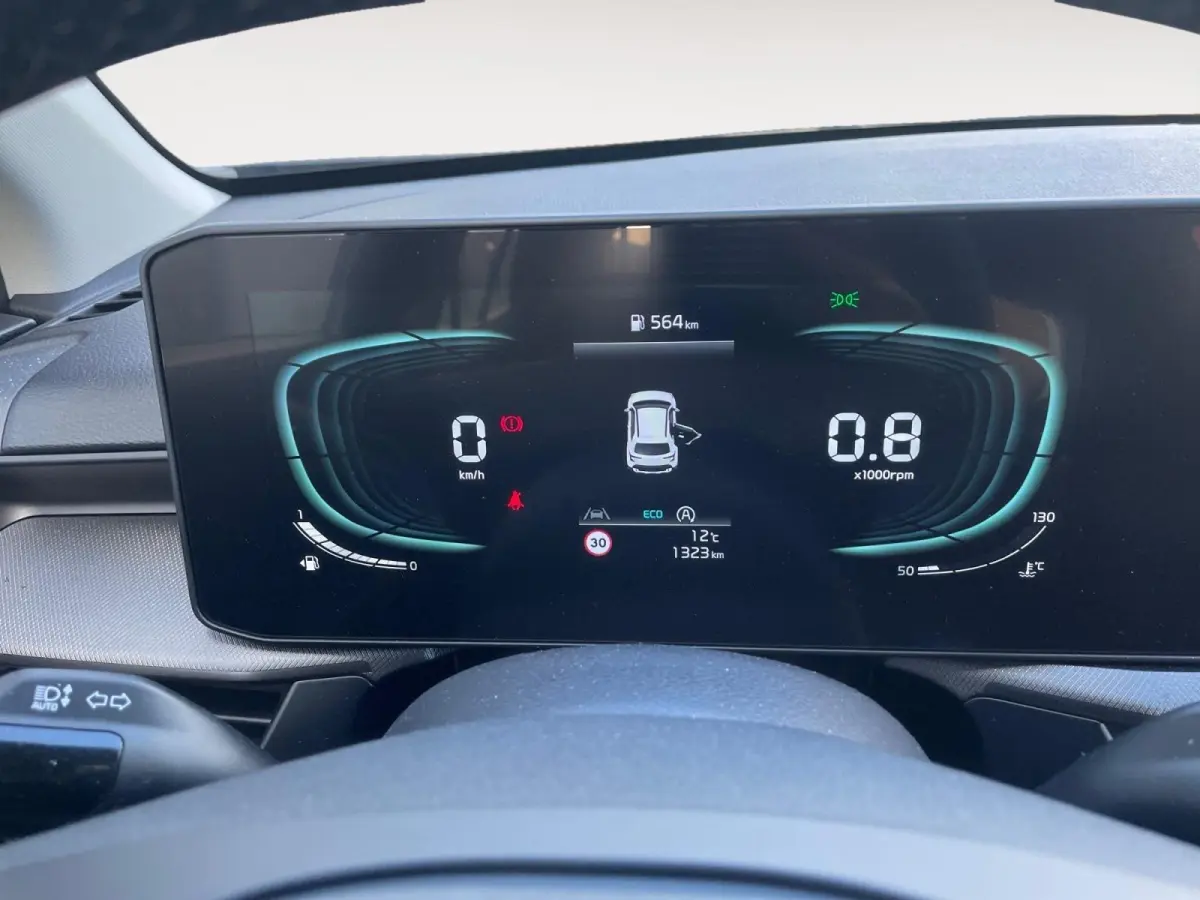 1.0 T-GDi MHEV DynamicLine | Navigatie | Parkeer camera | Cruise control | Stoel + Stuur verwarming | DEMO