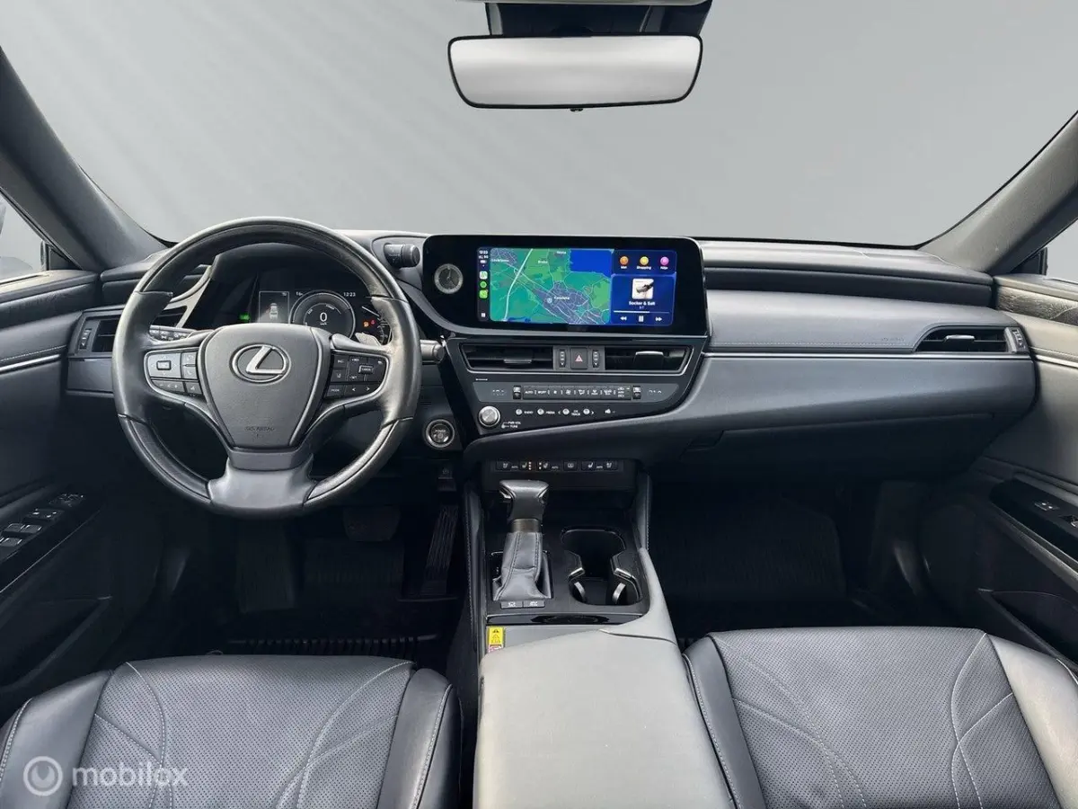 Executive Line