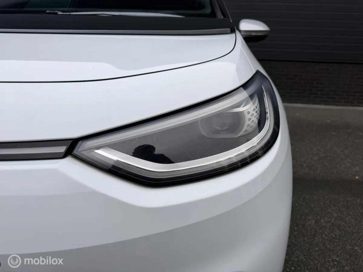 First Plus 58 kWh SOH93% 20INCH*IQLIGHTS*CARPLAY*ADABCRUISE*NAP!
