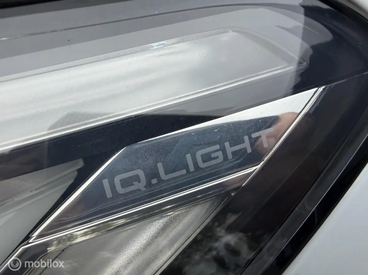 First Plus 58 kWh SOH93% 20INCH*IQLIGHTS*CARPLAY*ADABCRUISE*NAP!