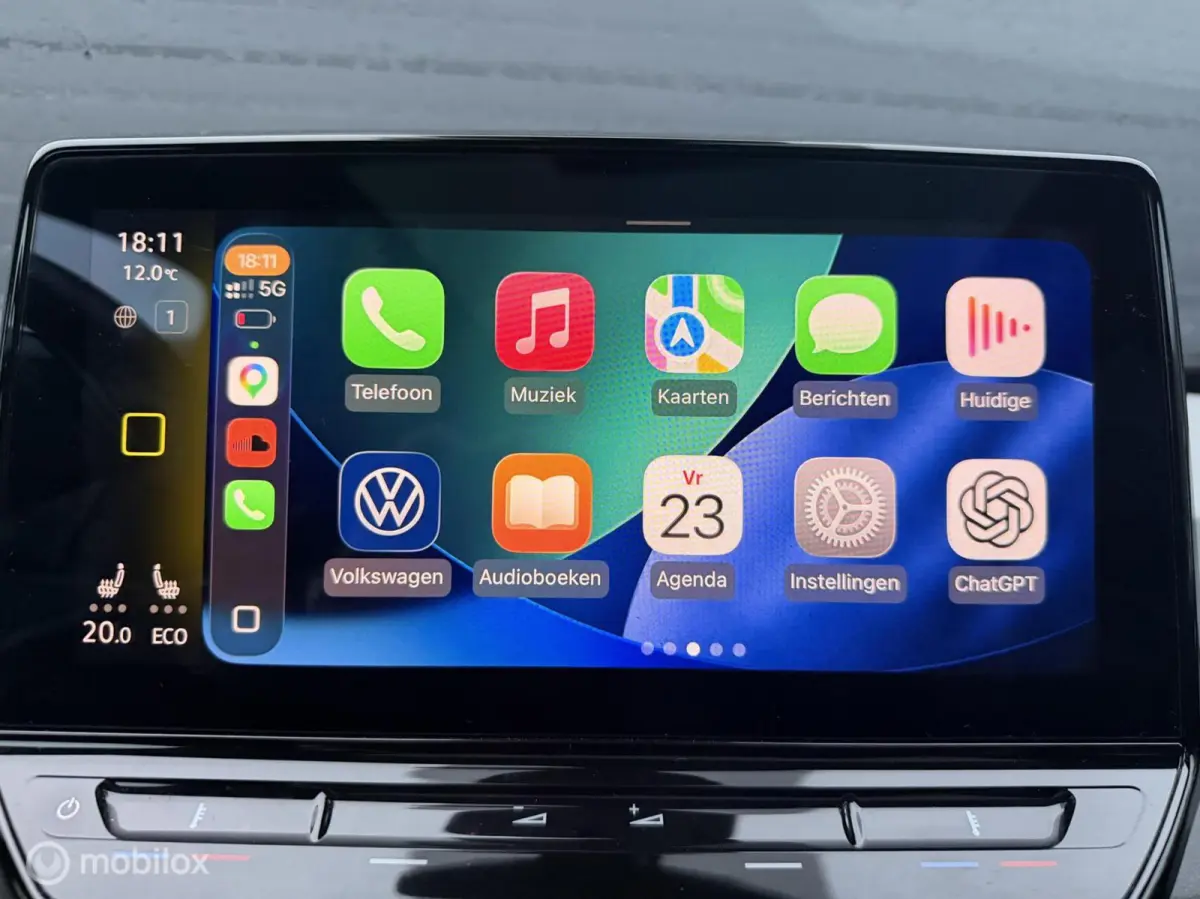 First Plus 58 kWh SOH93% 20INCH*IQLIGHTS*CARPLAY*ADABCRUISE*NAP!