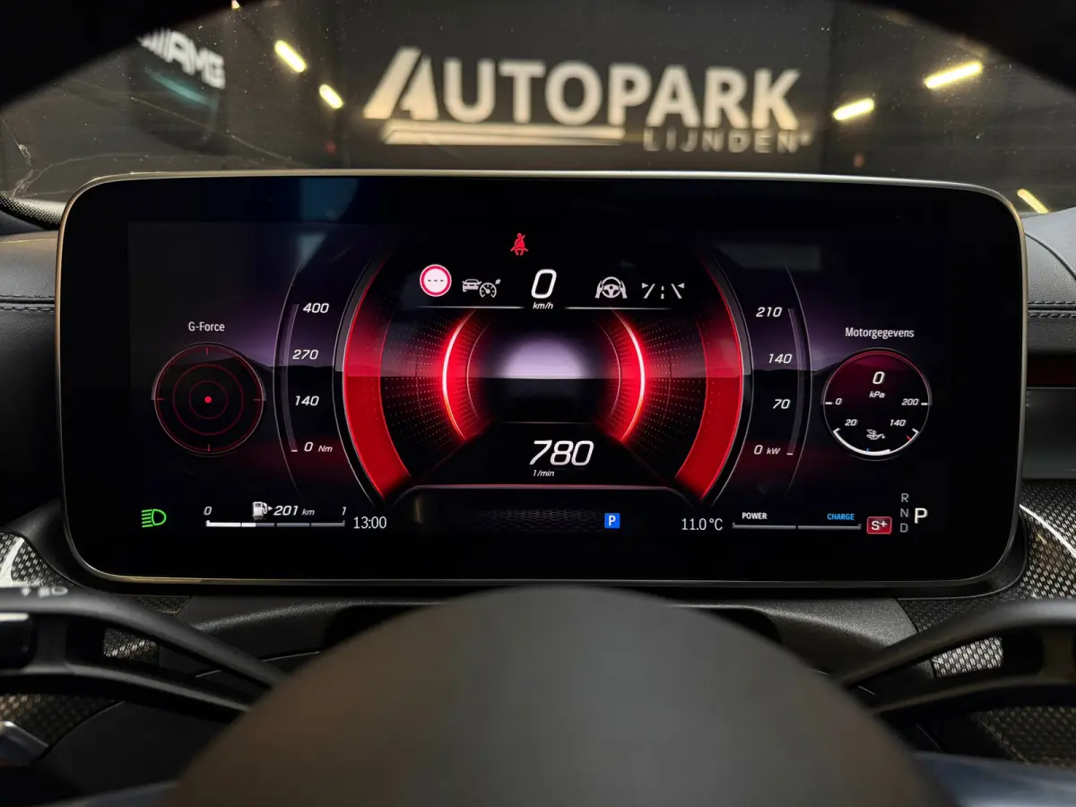 300 AMG Line |PANO|BURMESTER|360 CAMERA|SFEERVERLICHTING|DODEHOEK|CARPLAY|DEALER ONDERHOUDEN|259PK|VOL!