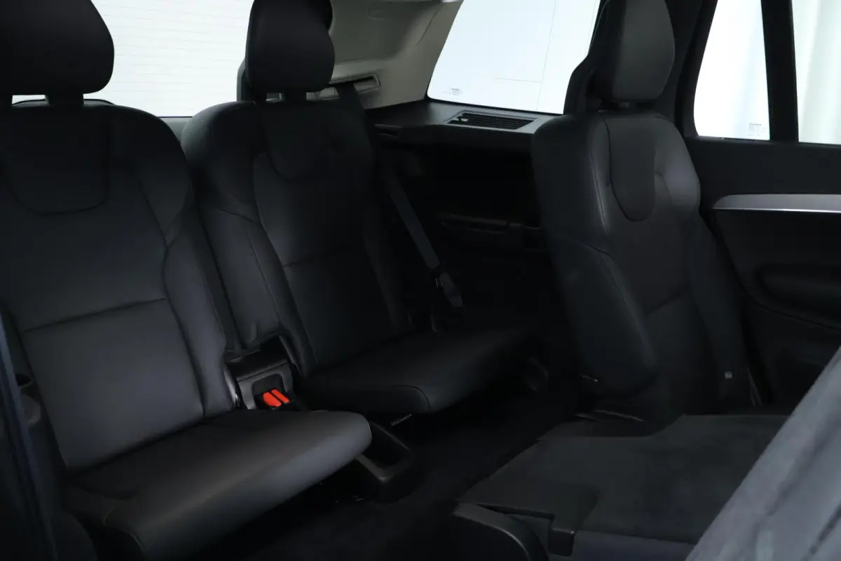 2.0 T8 Recharge AWD Plus Dark |PANO|HARMAN KARDON|MATRIX|LEDER|7P|360 CAMERA|LONG RANGE|CARPLAY