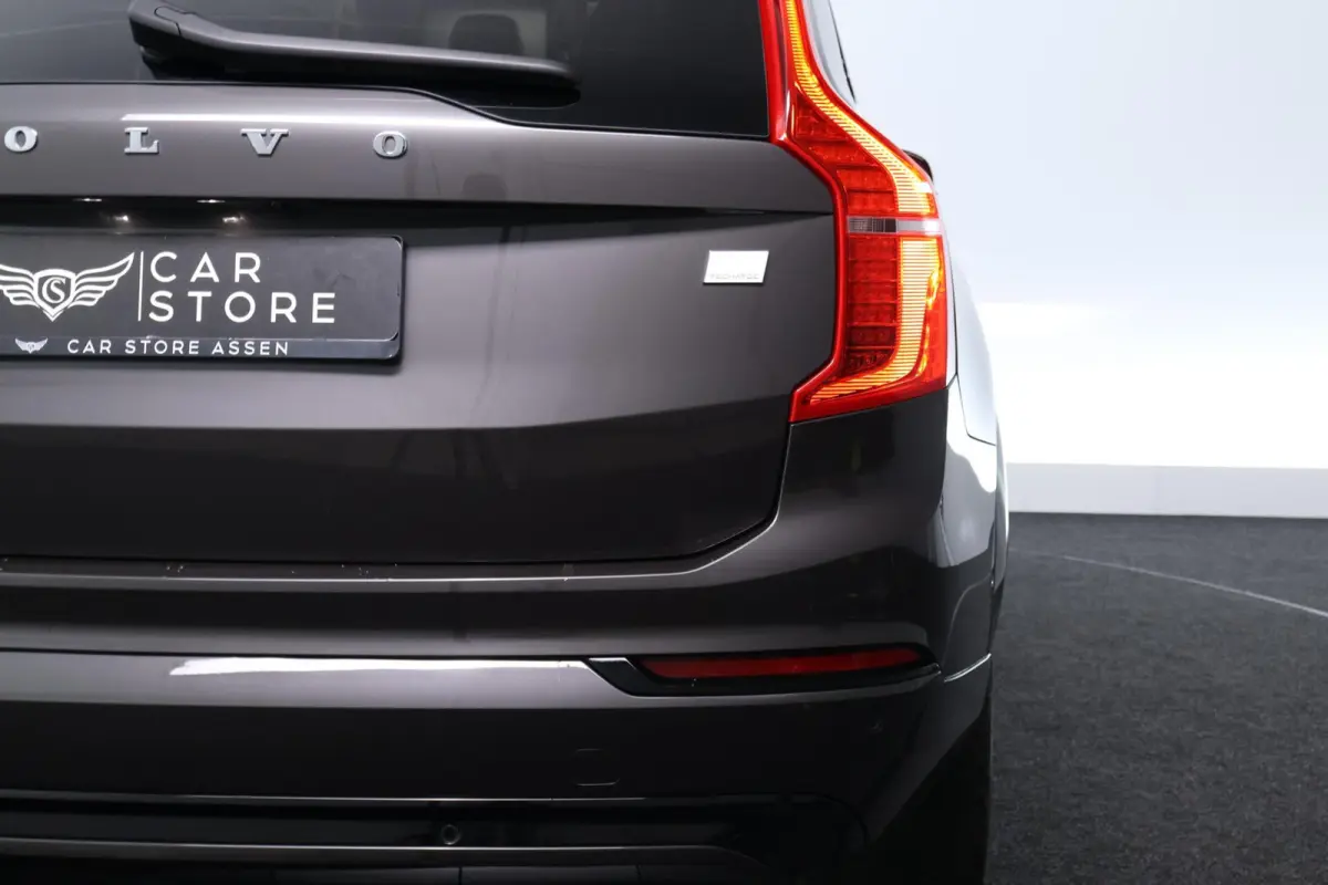 2.0 T8 Recharge AWD Plus Dark |PANO|HARMAN KARDON|MATRIX|LEDER|7P|360 CAMERA|LONG RANGE|CARPLAY