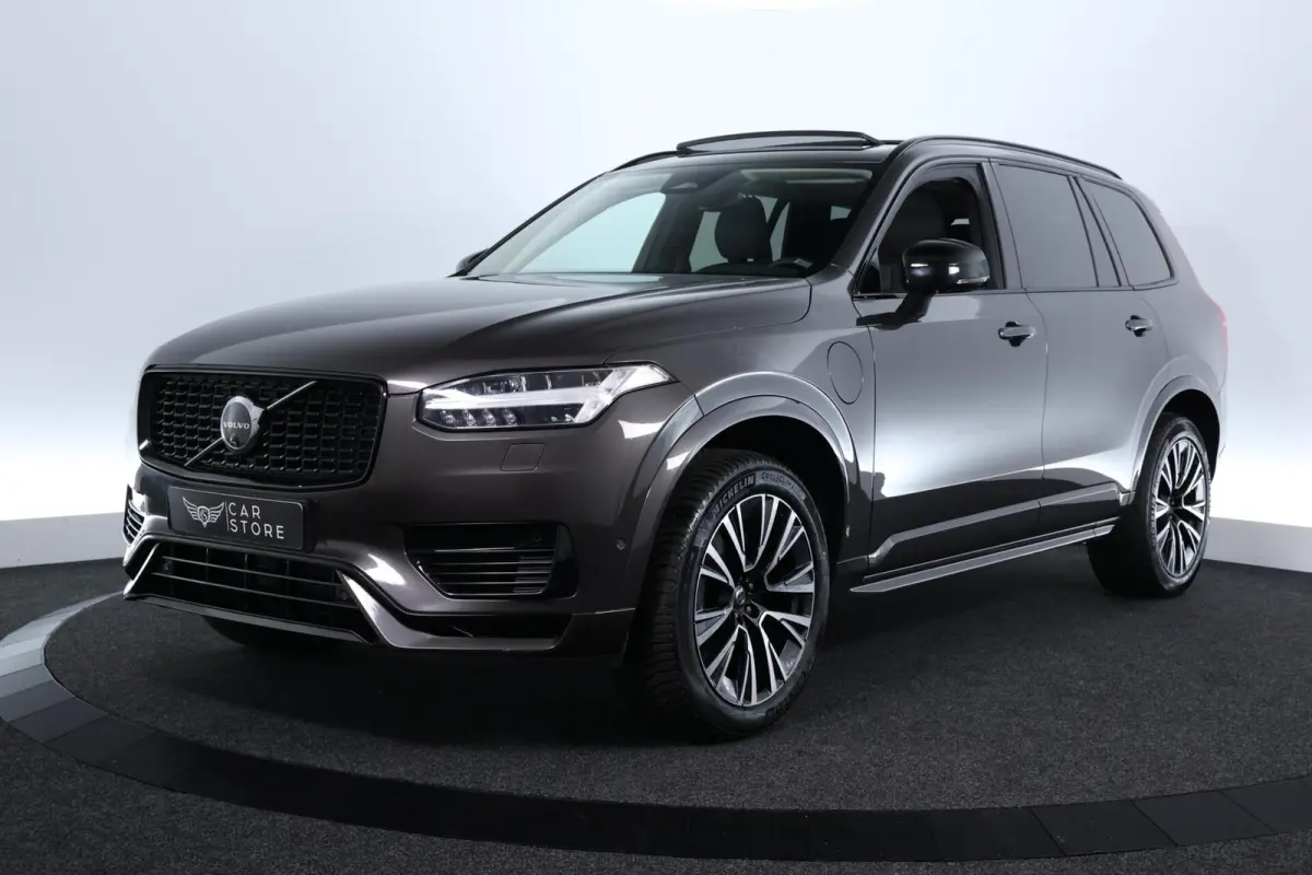 2.0 T8 Recharge AWD Plus Dark |PANO|HARMAN KARDON|MATRIX|LEDER|7P|360 CAMERA|LONG RANGE|CARPLAY