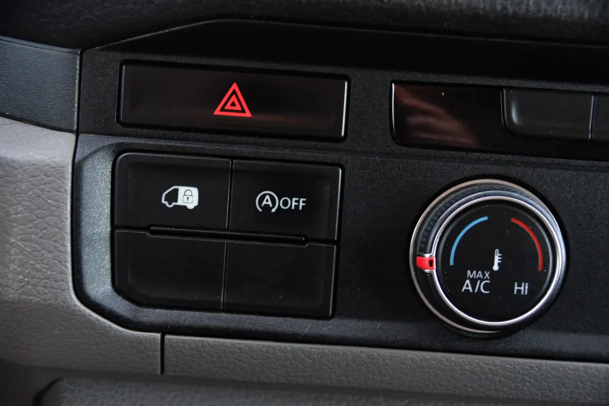35 2.0 TDI L3H3 Black Edition Camera, Cruise, Carplay, Automaat, Trekhaak, 177pk, Airco, Multimedia, Uniek!