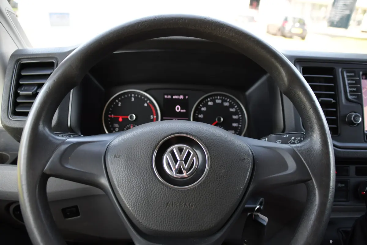 35 2.0 TDI L3H3 Black Edition Camera, Cruise, Carplay, Automaat, Trekhaak, 177pk, Airco, Multimedia, Uniek!
