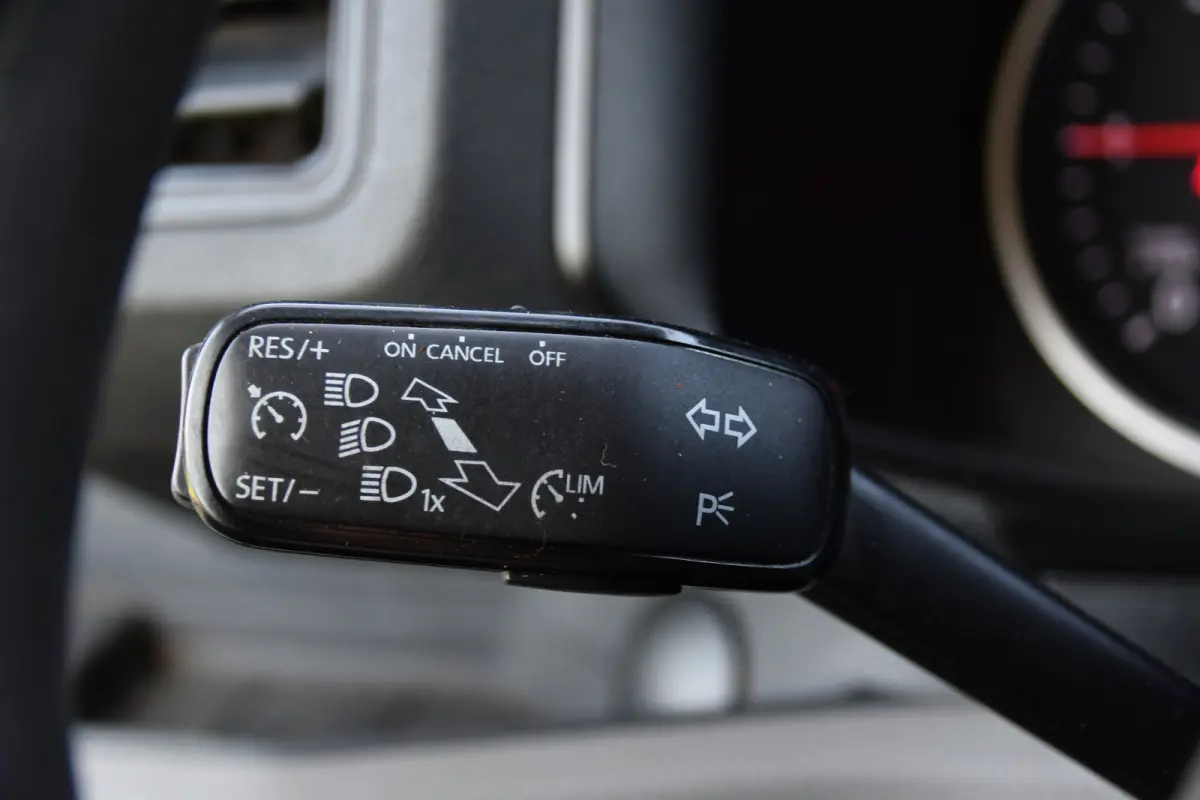35 2.0 TDI L3H3 Black Edition Camera, Cruise, Carplay, Automaat, Trekhaak, 177pk, Airco, Multimedia, Uniek!