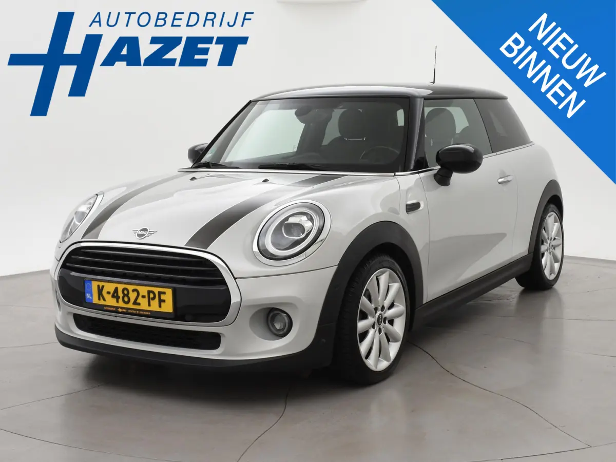 1.5 COOPER AUT. WHITE SILVER + LED | UNION JACK ACHTERLICHTEN | APPLE CARPLAY | STOELVERWARMING