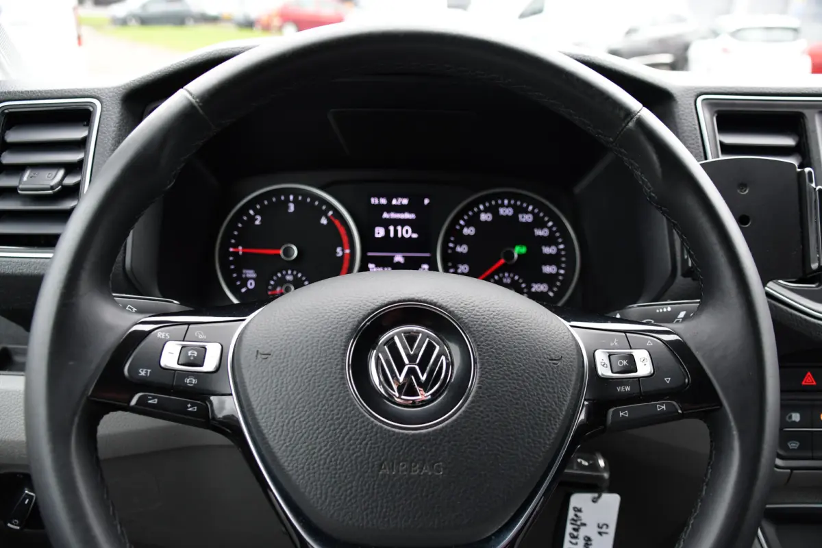 35 2.0 TDI L3H3 Highline PB Edition Full Options! Adaptieve Cruise, Carplay, LED, Leder, Stoelwarming, Trekhaak, Multimedia, Uniek!