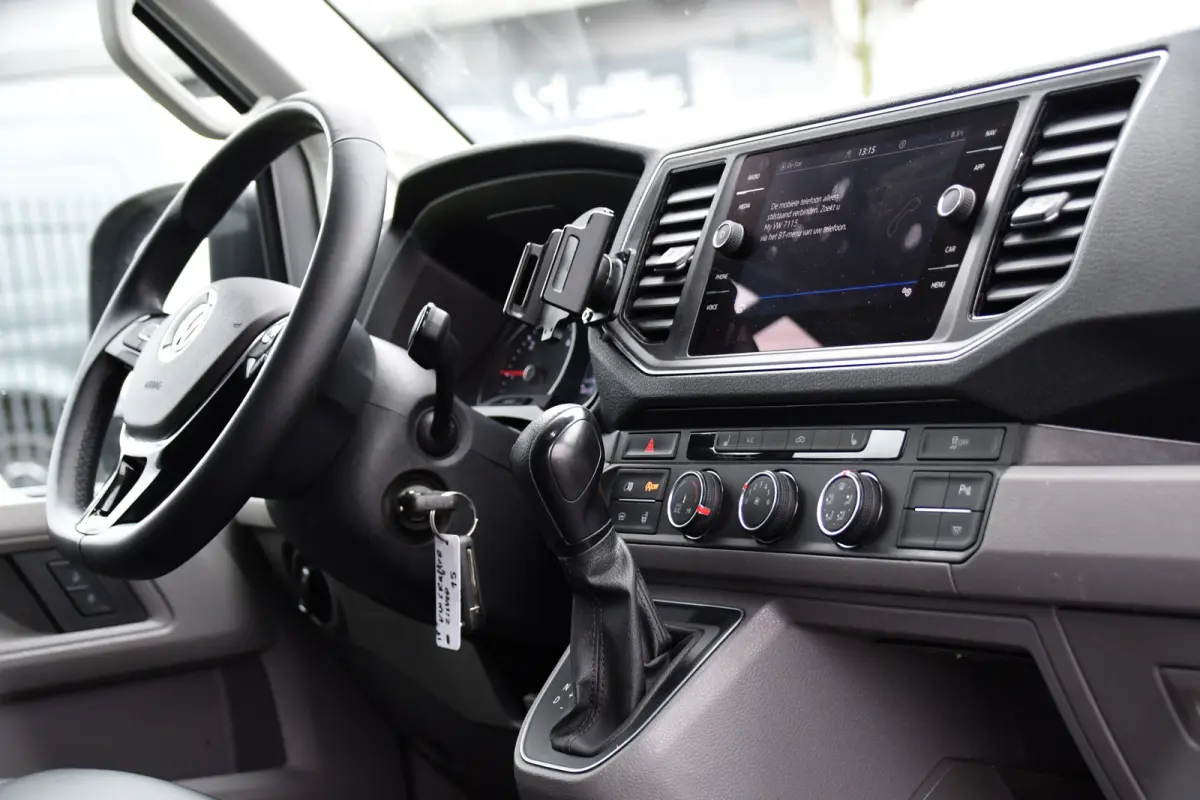 35 2.0 TDI L3H3 Highline PB Edition Full Options! Adaptieve Cruise, Carplay, LED, Leder, Stoelwarming, Trekhaak, Multimedia, Uniek!
