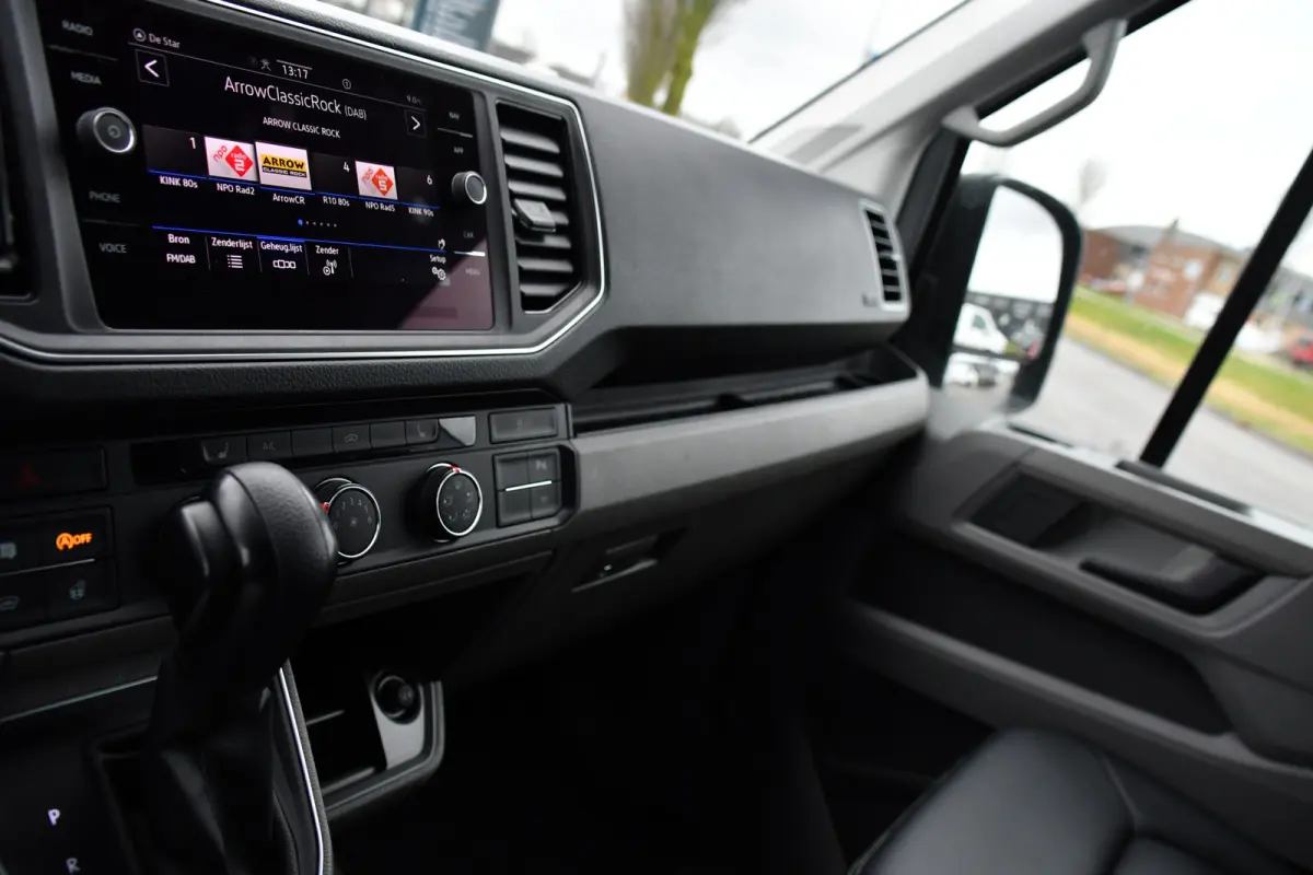 35 2.0 TDI L3H3 Highline PB Edition Full Options! Adaptieve Cruise, Carplay, LED, Leder, Stoelwarming, Trekhaak, Multimedia, Uniek!