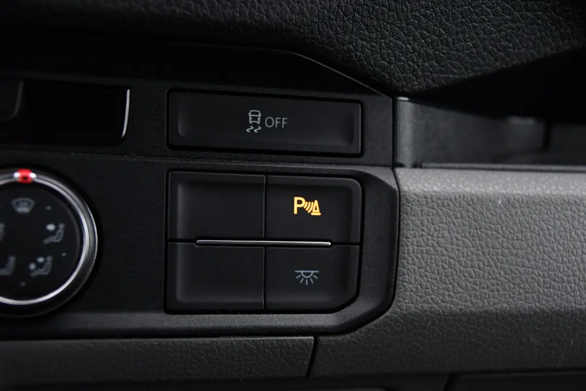 35 2.0 TDI L3H3 Highline PB Edition Full Options! Adaptieve Cruise, Carplay, LED, Leder, Stoelwarming, Trekhaak, Multimedia, Uniek!