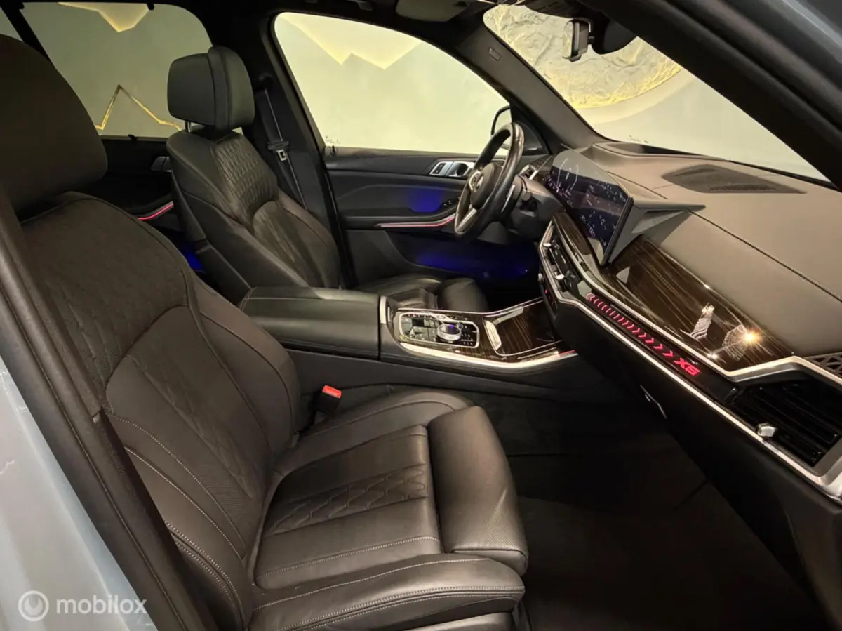 xDrive50e M Sport Panorama/H&K/Brooklyn grey/Massage