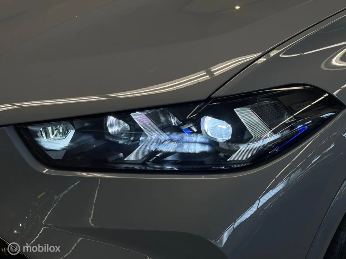 xDrive50e M Sport Panorama/H&K/Brooklyn grey/Massage