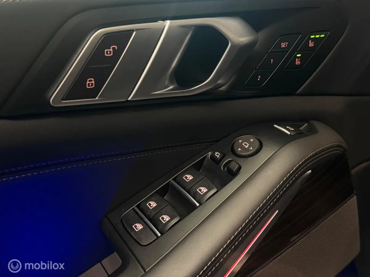 xDrive50e M Sport Panorama/H&K/Brooklyn grey/Massage