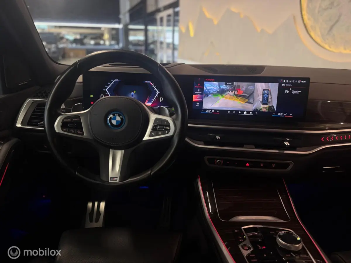 xDrive50e M Sport Panorama/H&K/Brooklyn grey/Massage