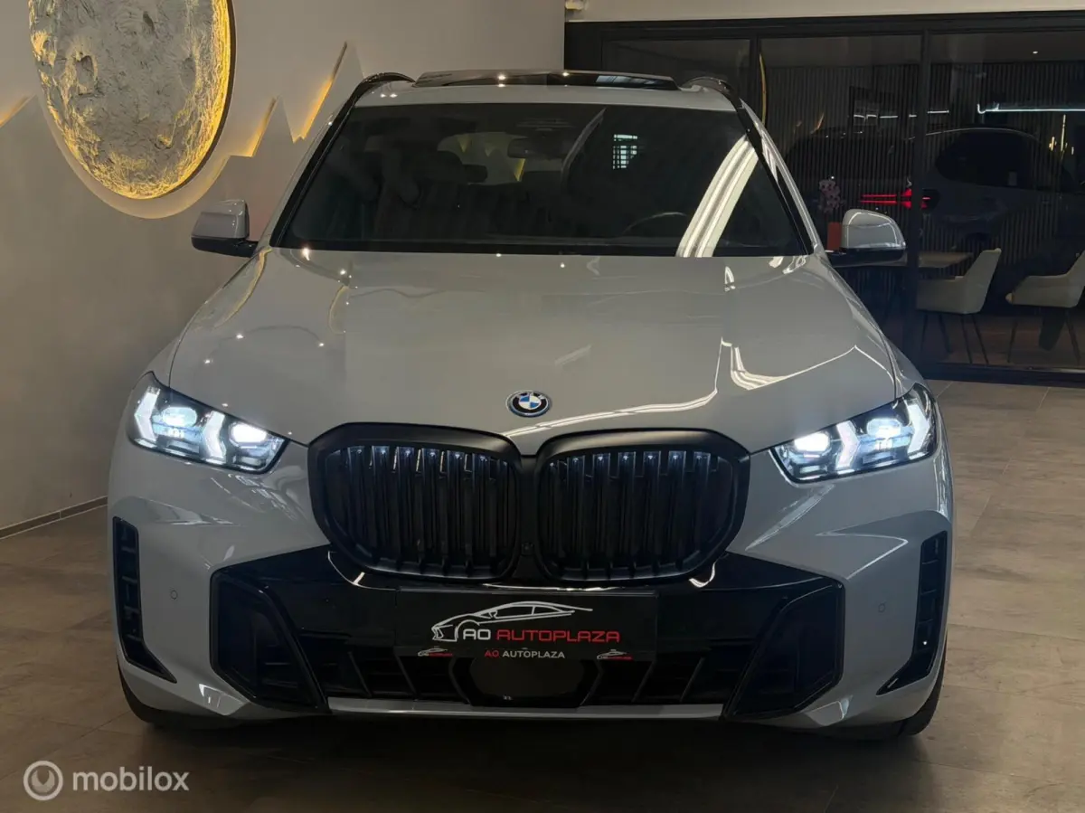 xDrive50e M Sport Panorama/H&K/Brooklyn grey/Massage