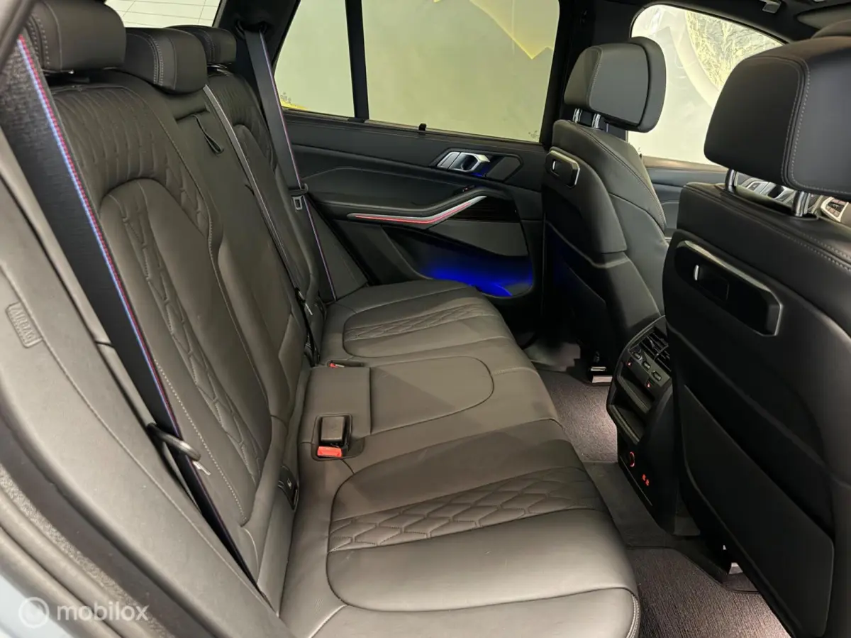 xDrive50e M Sport Panorama/H&K/Brooklyn grey/Massage