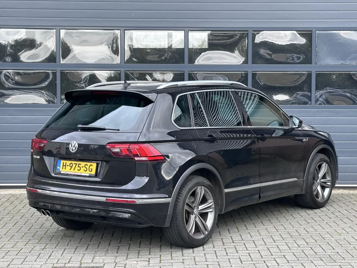 1.5 TSI ACT HIGHLINE BUSINESS R I AUTOMAAT I SCHUIF/KANTELDAK I ADAPTIVE CRUISE CONTROL I STOELVERWARMING