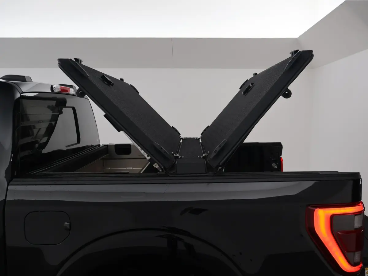 USA LARIAT 5.0 V8 401 PK LPG + B&O | 360 CAMERA | PANORAMA | STOELVENT. | ADAPTIVE CRUISE |