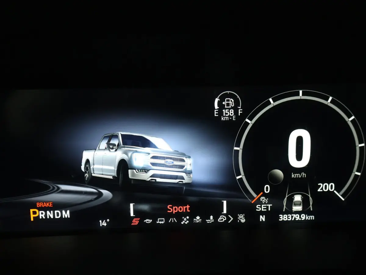 USA LARIAT 5.0 V8 401 PK LPG + B&O | 360 CAMERA | PANORAMA | STOELVENT. | ADAPTIVE CRUISE |