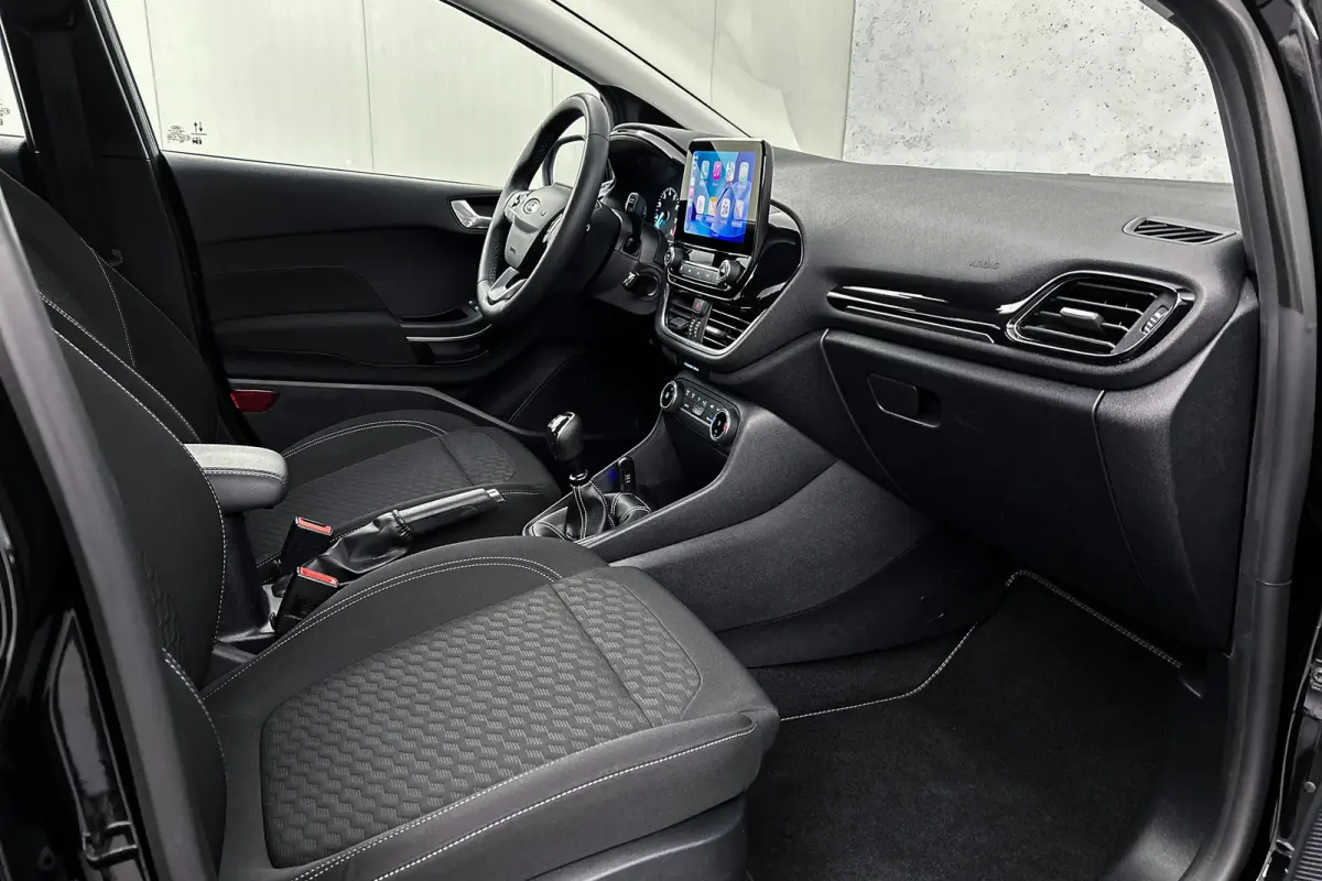 1.0 EcoBoost Hybrid Titanium | LED koplampen | Apple Carplay | Cruise control