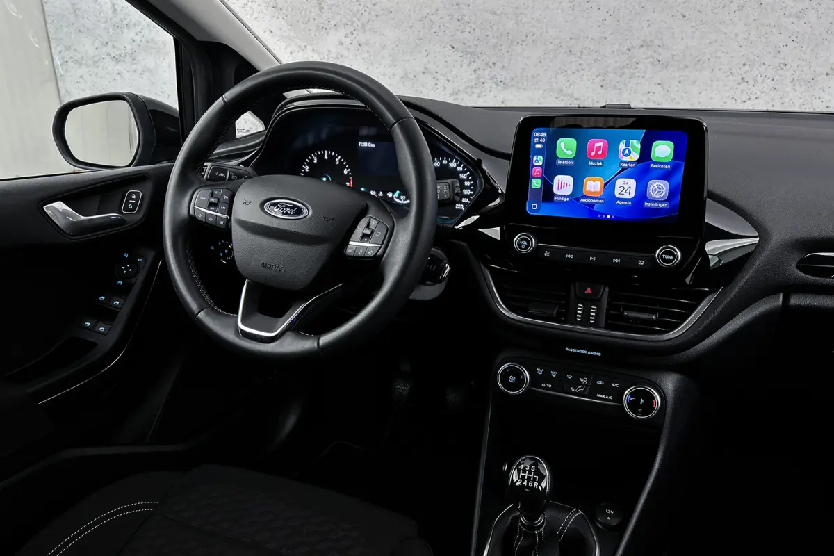 1.0 EcoBoost Hybrid Titanium | LED koplampen | Apple Carplay | Cruise control