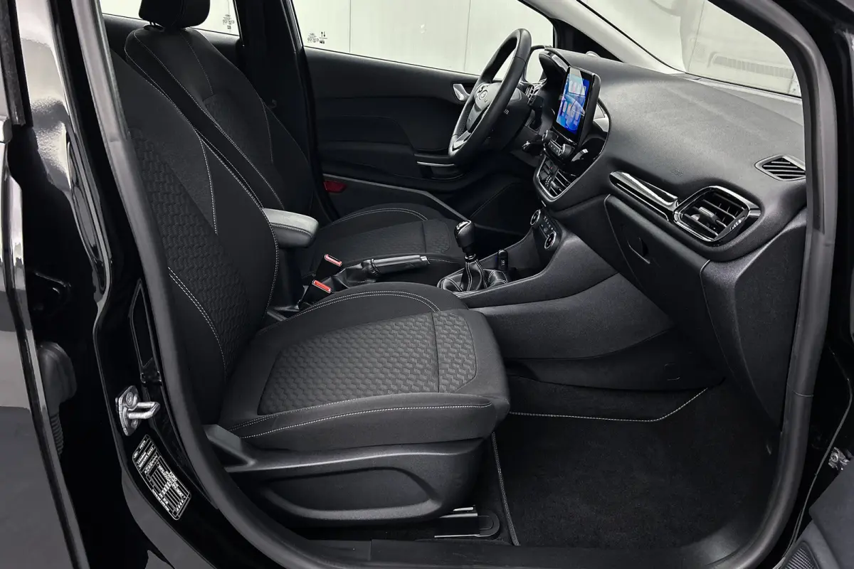 1.0 EcoBoost Hybrid Titanium | LED koplampen | Apple Carplay | Cruise control