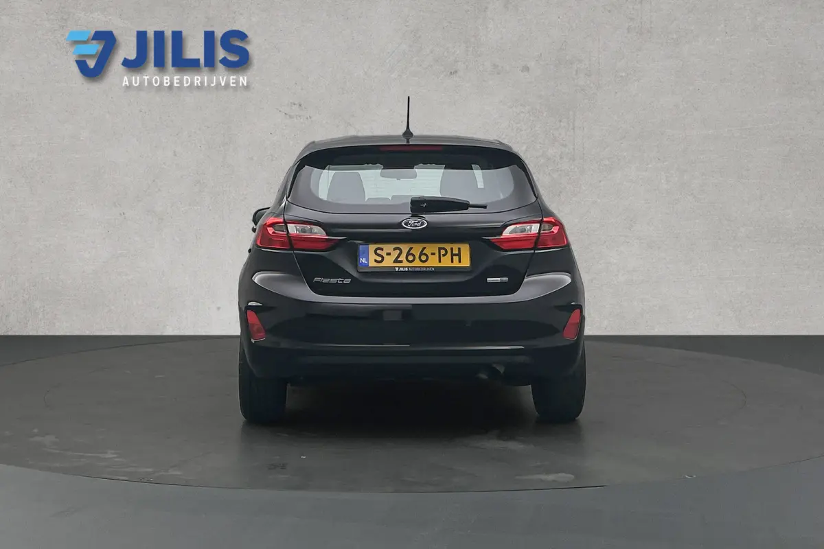 1.0 EcoBoost Hybrid Titanium | LED koplampen | Apple Carplay | Cruise control