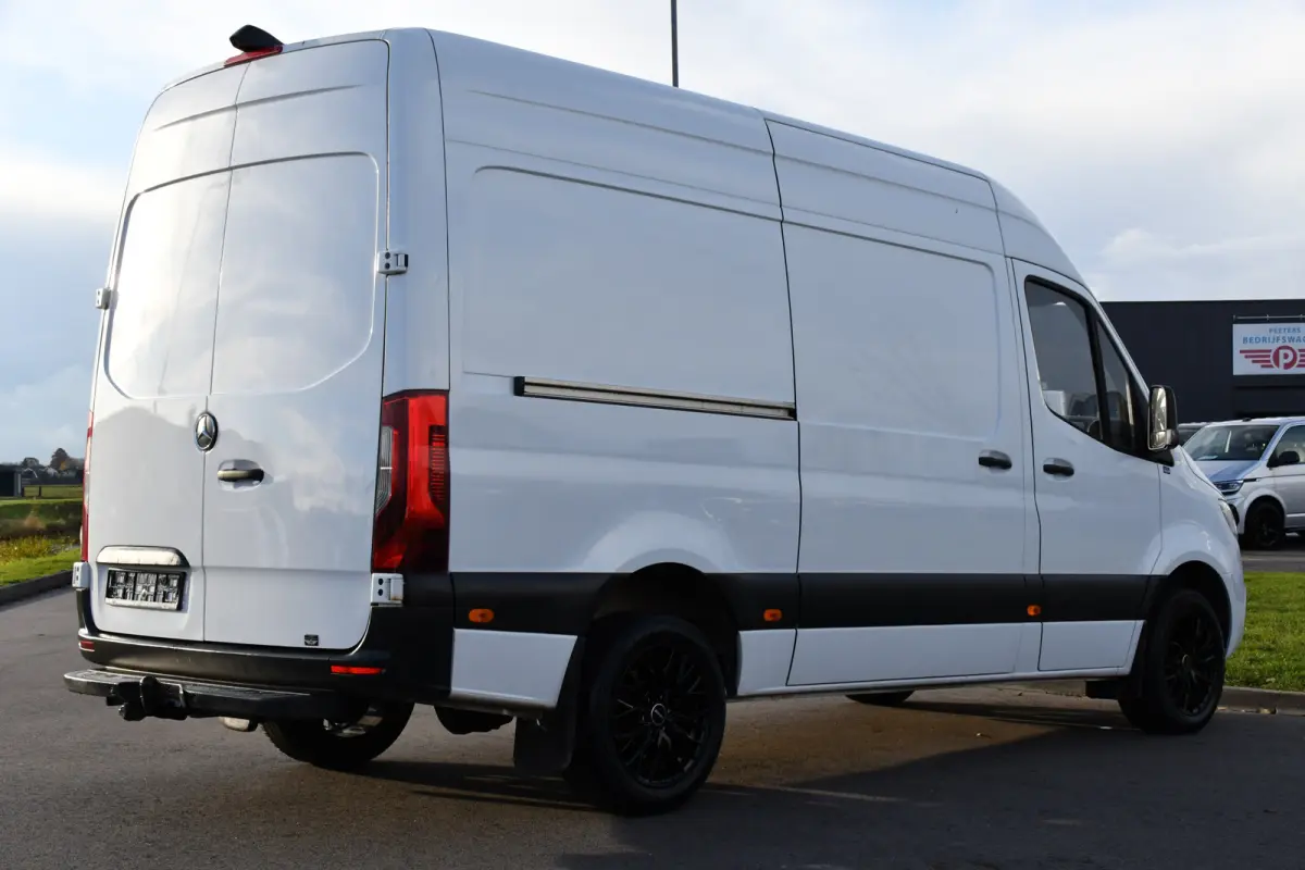 319 3.0 V6 CDI L2H2 RWD AMG Edition Camera, Cruise, Carplay, 190pk, Automaat, Multimedia, LED, Stoelverwarming, Standkachel, Uniek!