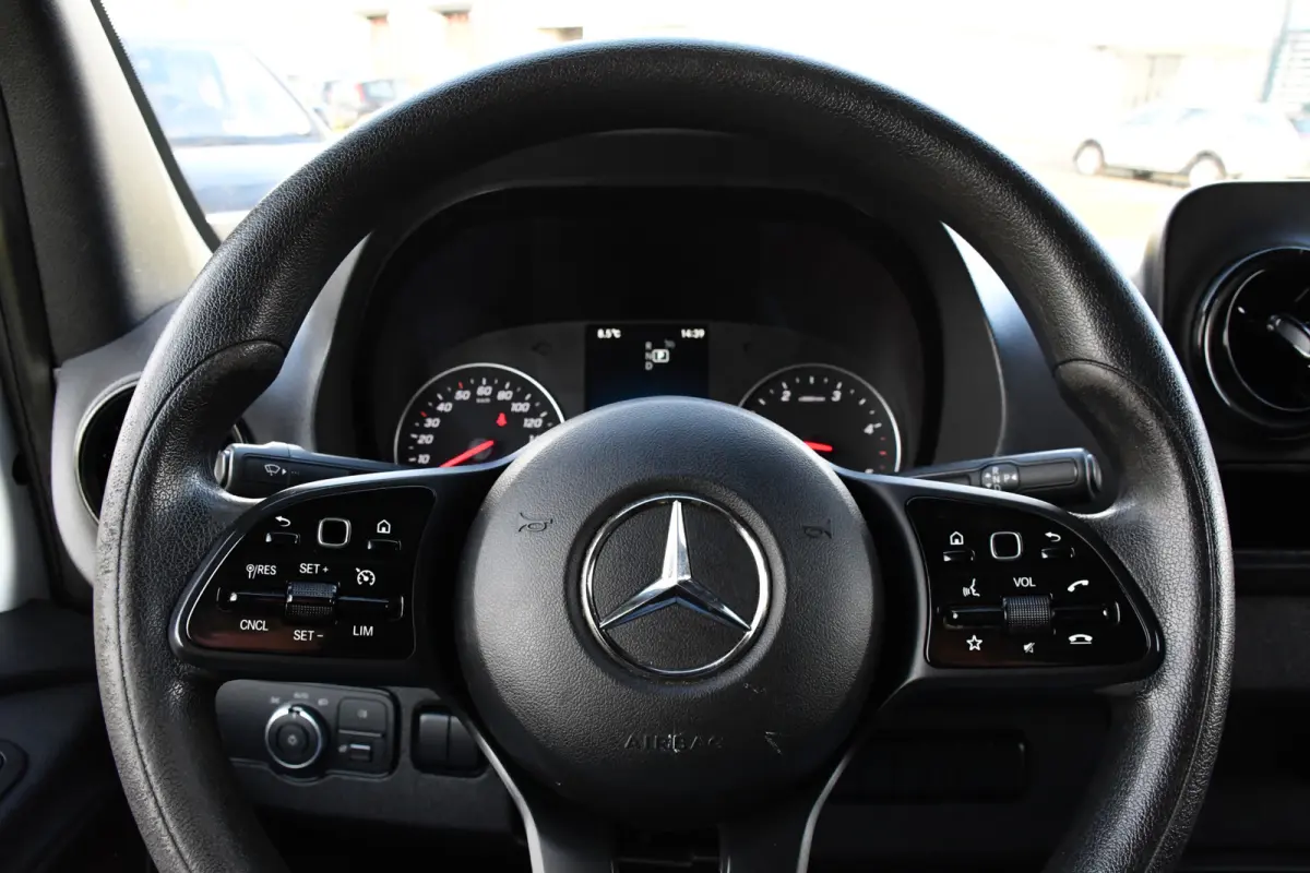 319 3.0 V6 CDI L2H2 RWD AMG Edition Camera, Cruise, Carplay, 190pk, Automaat, Multimedia, LED, Stoelverwarming, Standkachel, Uniek!