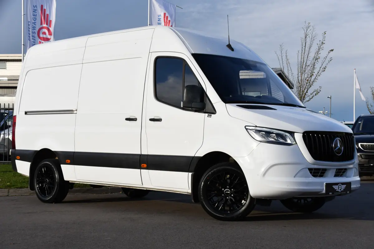 319 3.0 V6 CDI L2H2 RWD AMG Edition Camera, Cruise, Carplay, 190pk, Automaat, Multimedia, LED, Stoelverwarming, Standkachel, Uniek!