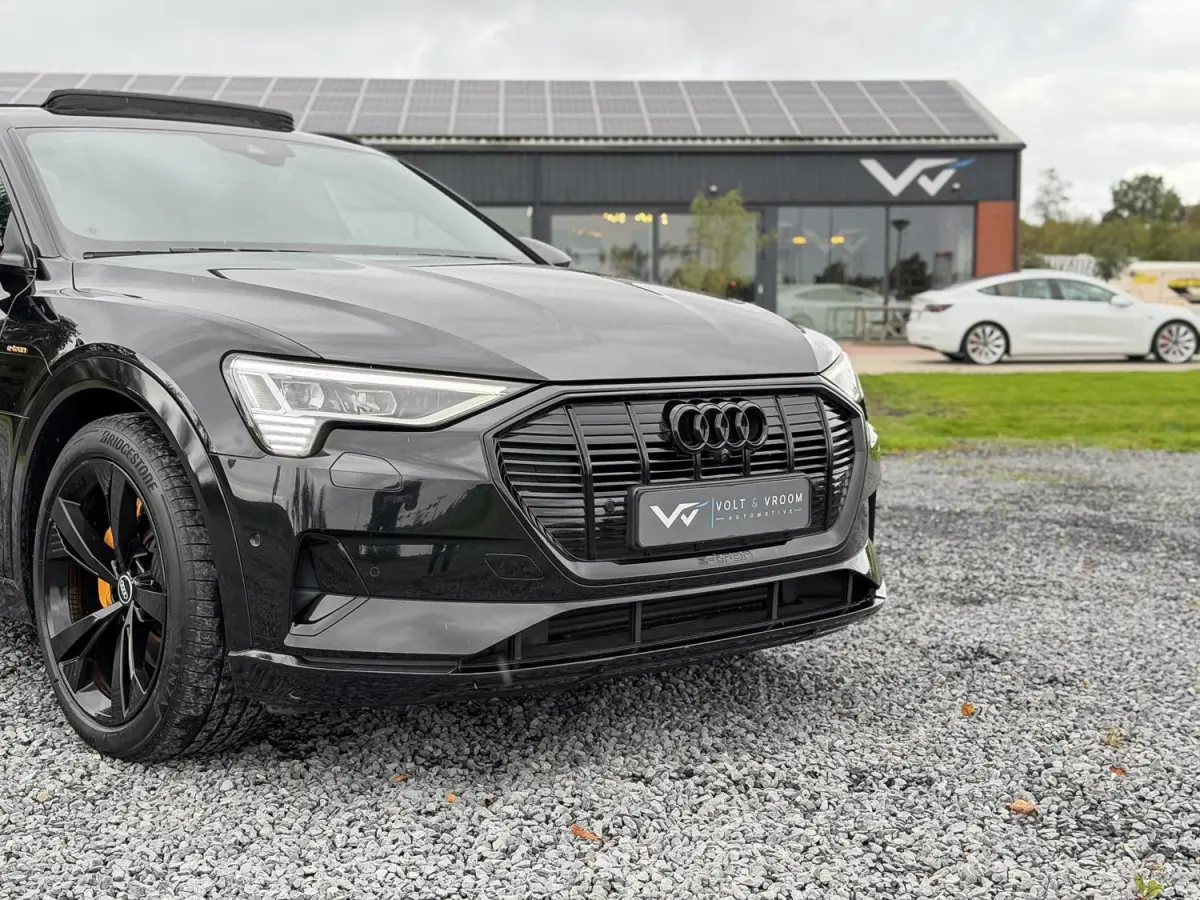 55 quattro S Edition 95 kWh|2e Eig BTW|Trekhaak|Panoramadak|Luchtvering|Bang & Olufson|Nachtzicht|Dealer Onderhouden