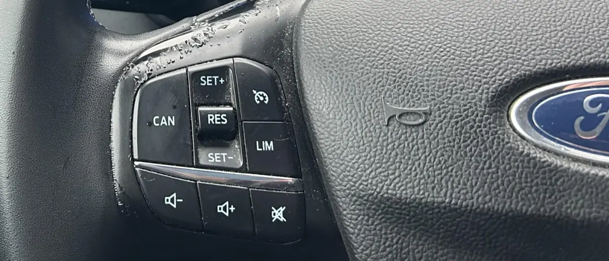 1.0 EcoBoost Hybrid Titanium X Business 125PK | 2e Eigenaar | NL AUTO | NAP | Achteruitrijcamera | Afneembare Trekhaak | Digital Cockpit | Parkeersensoren voor en achter | Cruise control | C