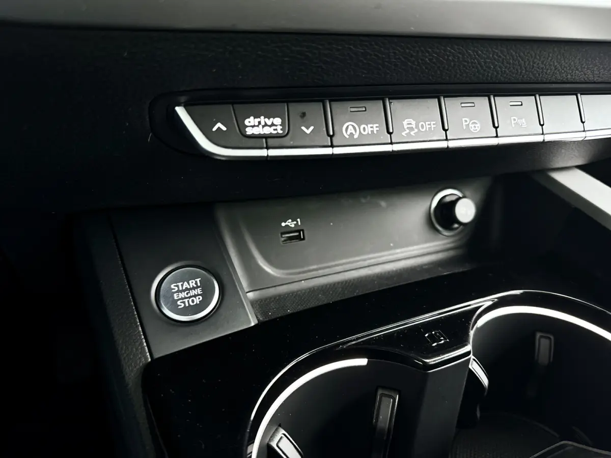 35 TFSI Business Edition | Park assist | Cruise control | Stoelverwarming
