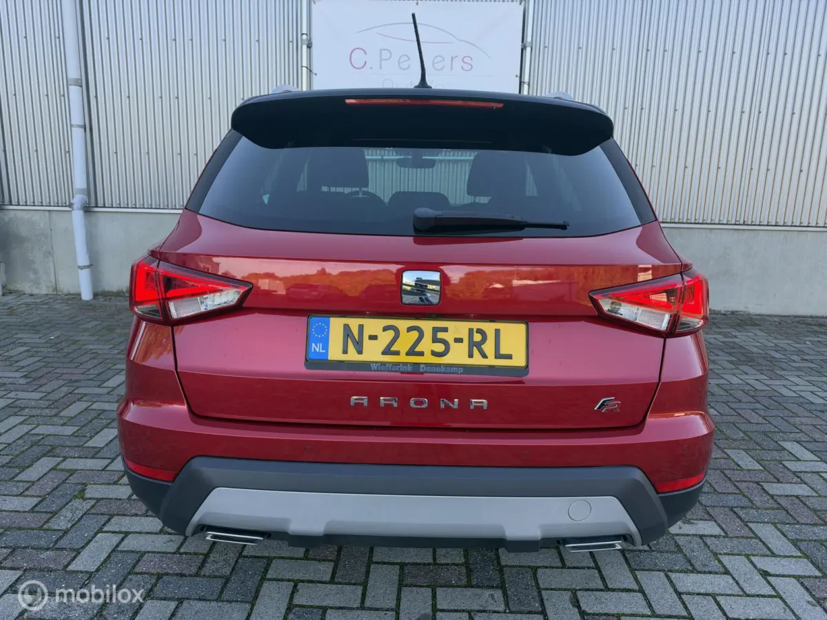 1.0 TSI 110pk FR Business Intense 2021 / Camera / Virtual cockpit / Trekhaak / Keyless / Carplay / NAP