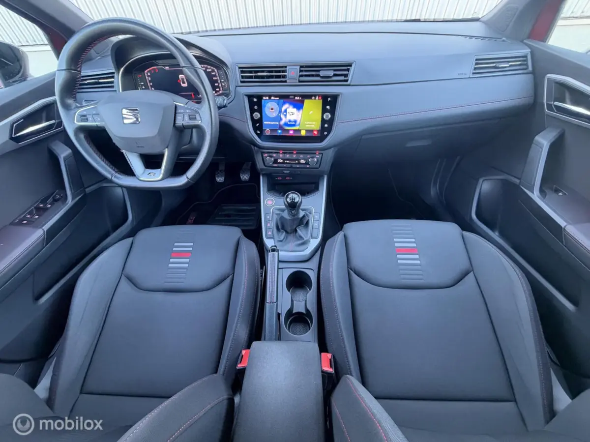 1.0 TSI 110pk FR Business Intense 2021 / Camera / Virtual cockpit / Trekhaak / Keyless / Carplay / NAP
