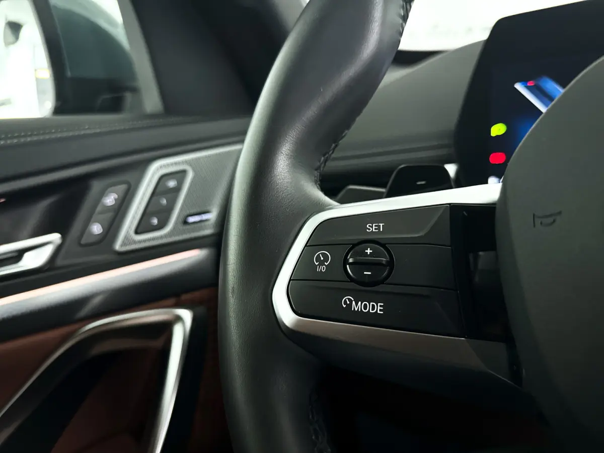 xDrive25e | Parkeercamera | Stoelverwarming | Harman Kardon | M-Sport pakket | Trekhaak