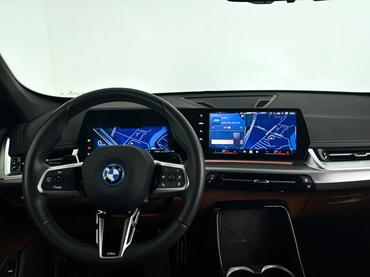 xDrive25e | Parkeercamera | Stoelverwarming | Harman Kardon | M-Sport pakket | Trekhaak