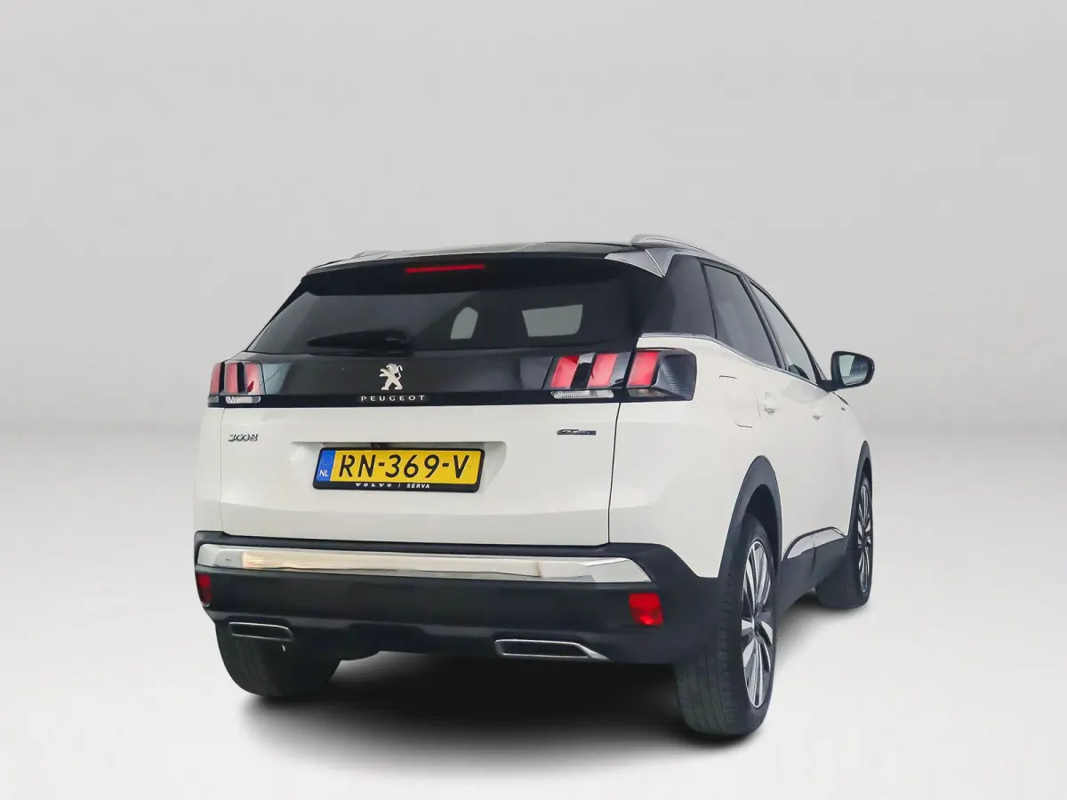 1.2 PureTech GT Line | Parkeercamera | Focal audio | Navigatie | Cruise control | BLIS