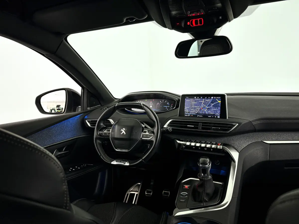 1.2 PureTech GT Line | Parkeercamera | Focal audio | Navigatie | Cruise control | BLIS
