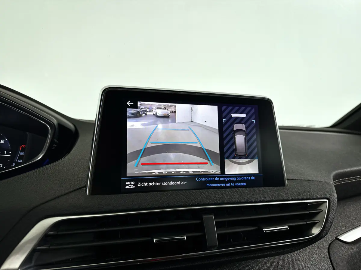 1.2 PureTech GT Line | Parkeercamera | Focal audio | Navigatie | Cruise control | BLIS