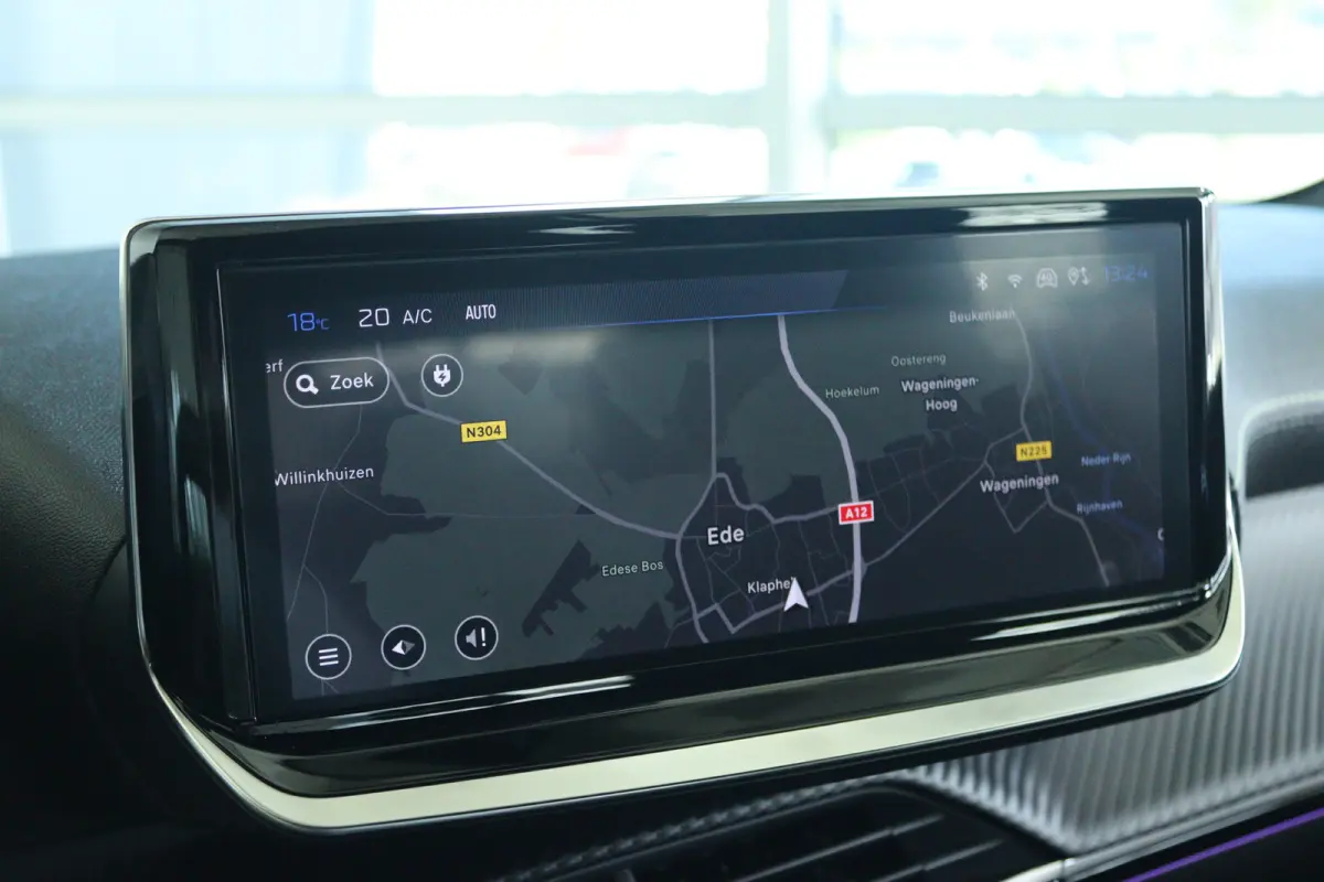 GT Avantage 51 kWh | Adapt. Cruise | Stoelverwarming | 360 Camera | Massage | Carplay | Alcantara | Keyless | LED | Climate | 17 Inch |